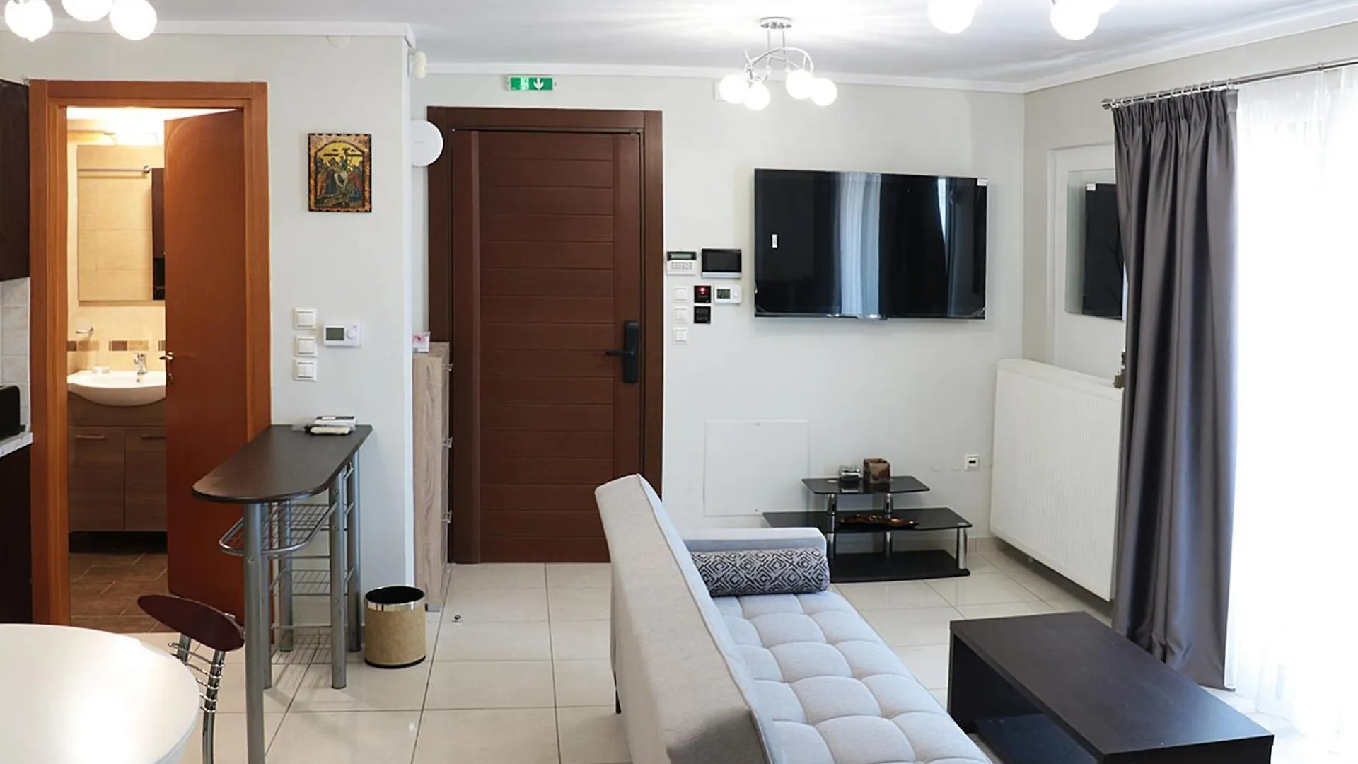 Metaxenia'S Apartment 201 سالونيك