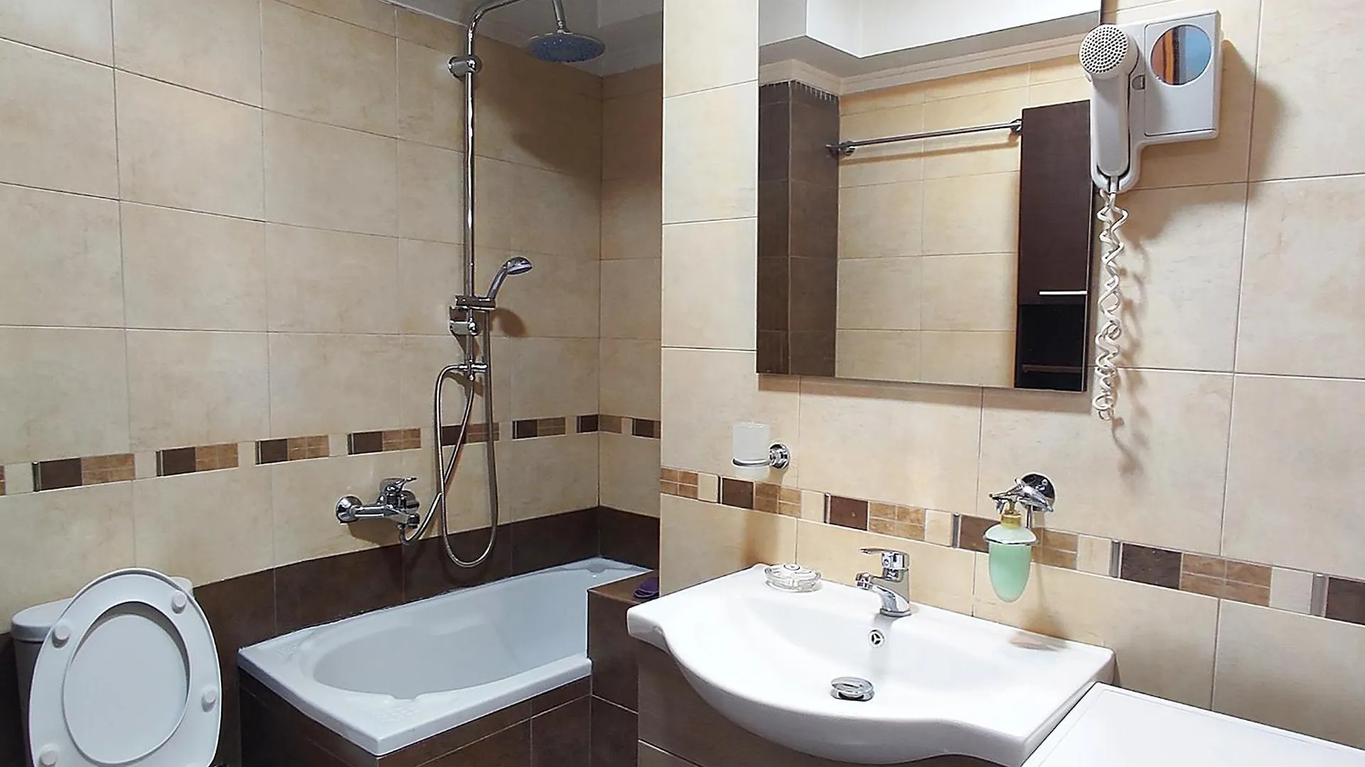 Metaxenia'S Apartment 201 سالونيك